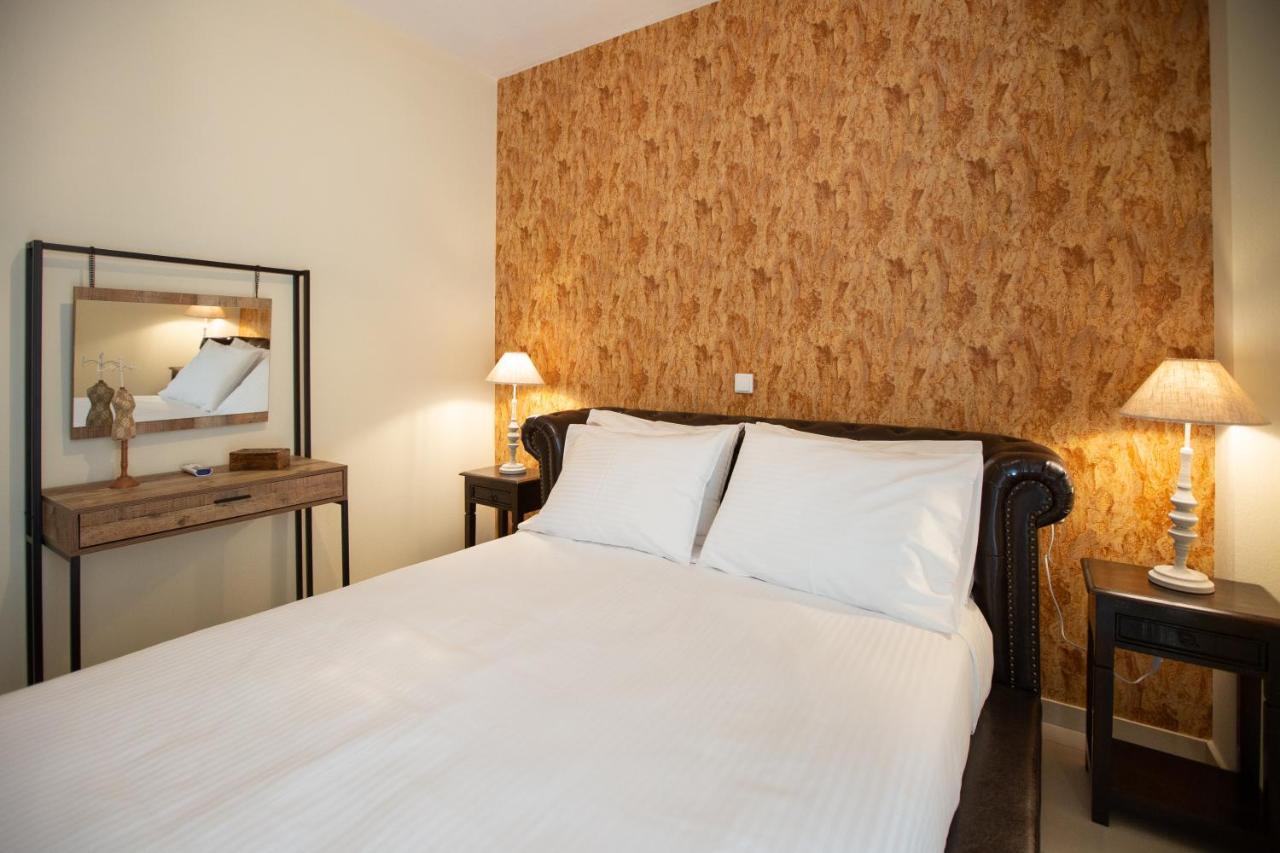 V Luxury Apartment 1 Янина Екстериор снимка