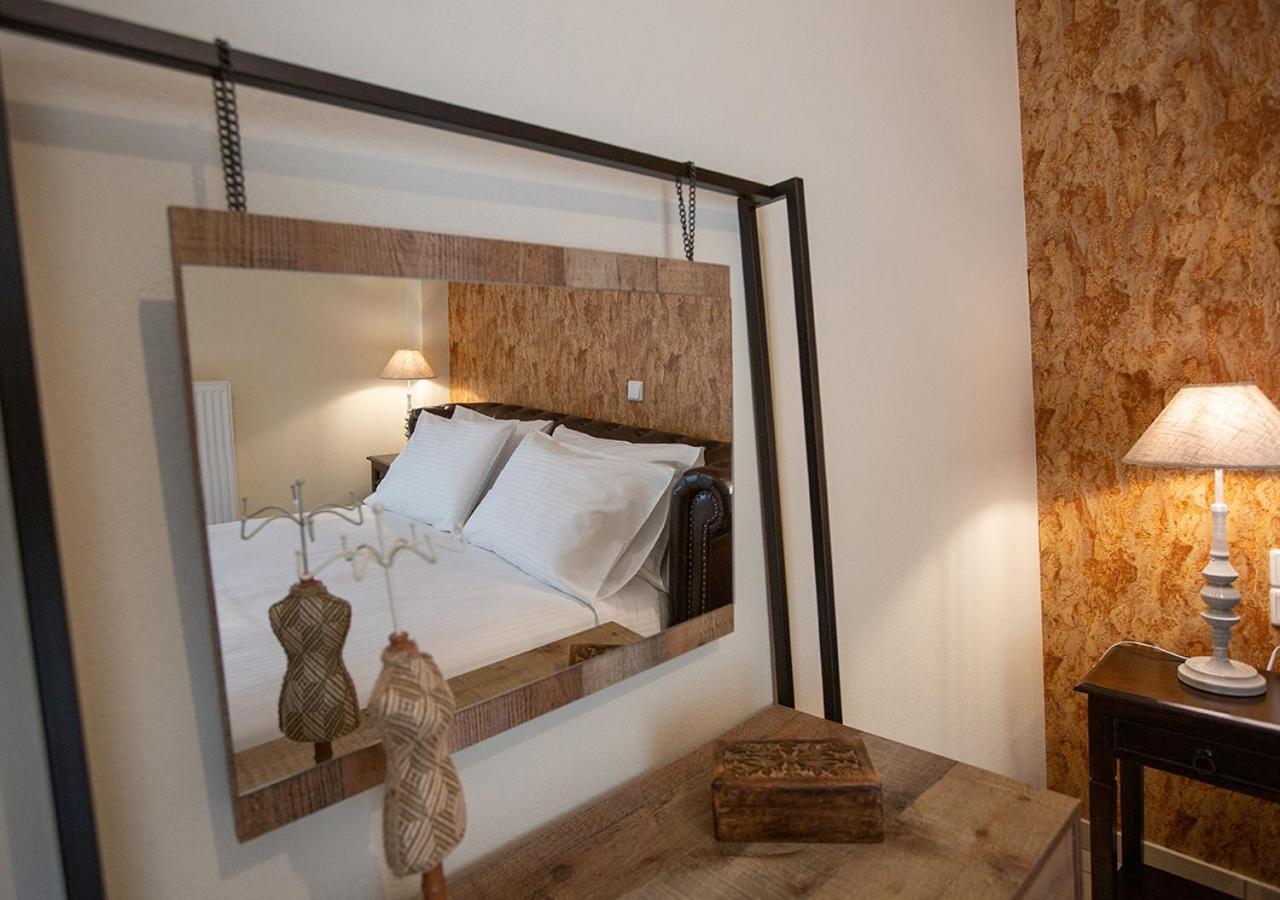 V Luxury Apartment 1 Янина Екстериор снимка