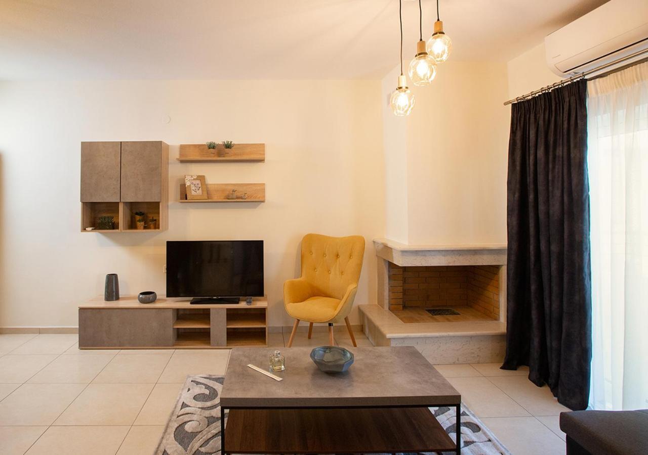 V Luxury Apartment 1 Янина Екстериор снимка